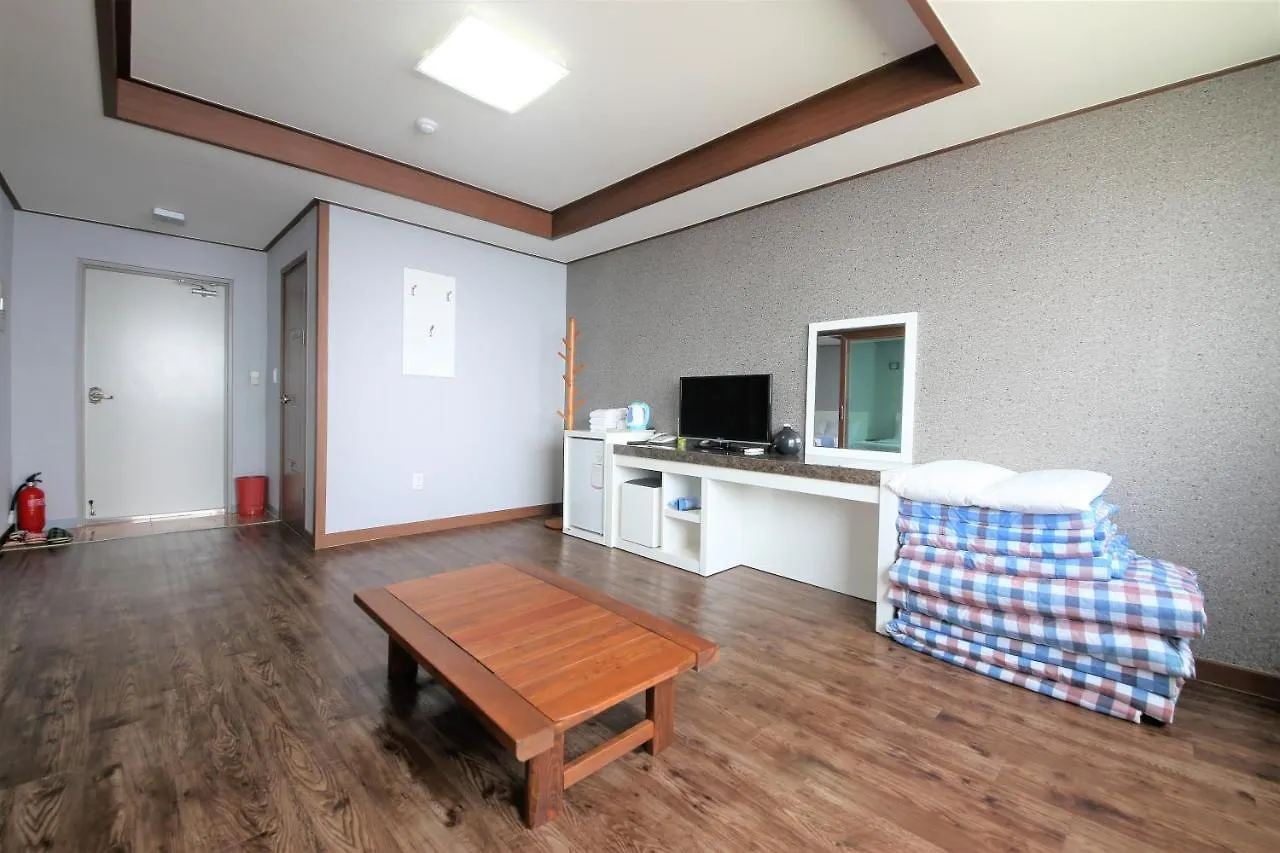 Woorim Hotel Jeju